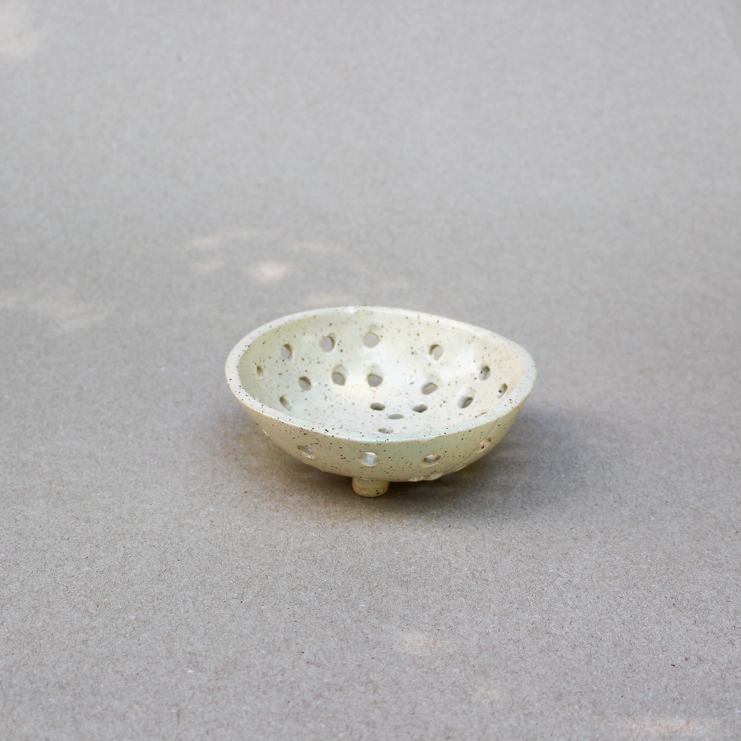Cream Berry Bowl